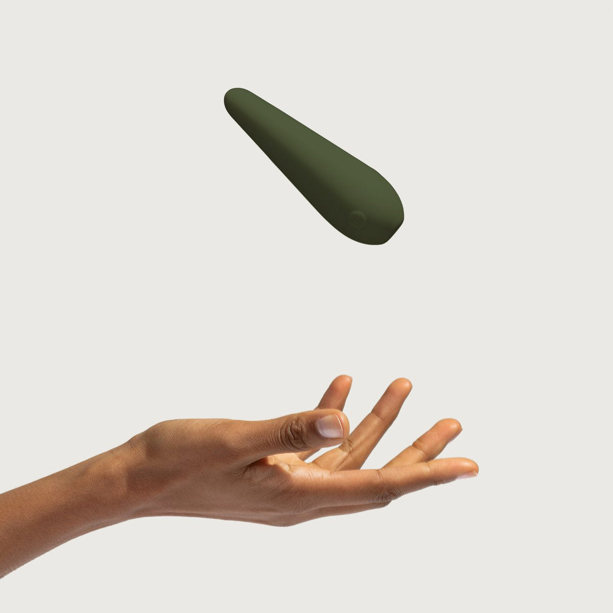 vibe + spot#grey / green
